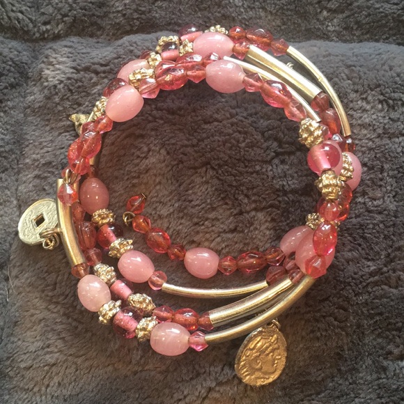 Lot of 4 girl bracelets for everyday or dress up - Picture 5 of 5